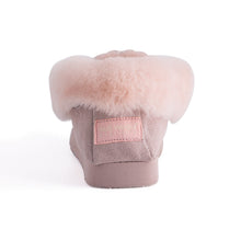 Load image into Gallery viewer, AUS WOOLI HAND STITCHED WOMENS SHEEPSKIN MOCCASIN - Pale Pink
