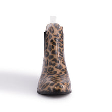 Load image into Gallery viewer, AUS WOOLI WOMENS RAINBOOTS WITH FREE SHEEPSKIN INSOLE - Leopard Print