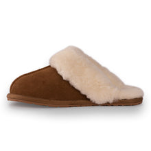 Load image into Gallery viewer, AUS WOOLI UGG UNISEX SHEEPSKIN WOOL SHELLEY Slippers - Chestnut/Tan
