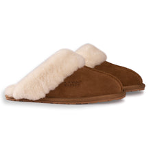 Load image into Gallery viewer, AUS WOOLI UGG UNISEX SHEEPSKIN WOOL SHELLEY Slippers - Chestnut/Tan
