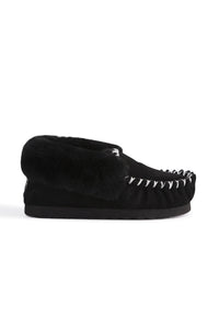 AUS WOOLI HAND STITCHED WOMENS SHEEPSKIN MOCCASIN - Black